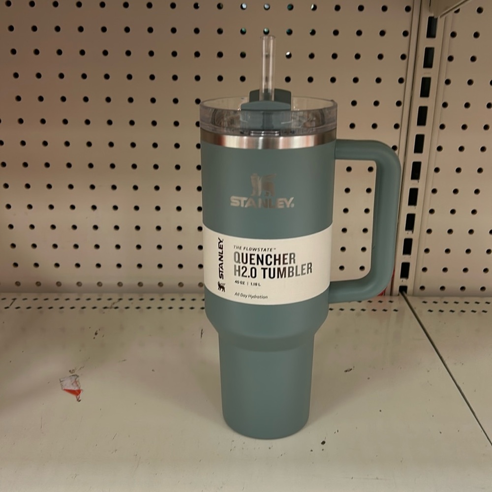 Stanley quencher 2.0 40 ounce